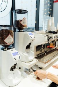 ilustrasi mesin kopi